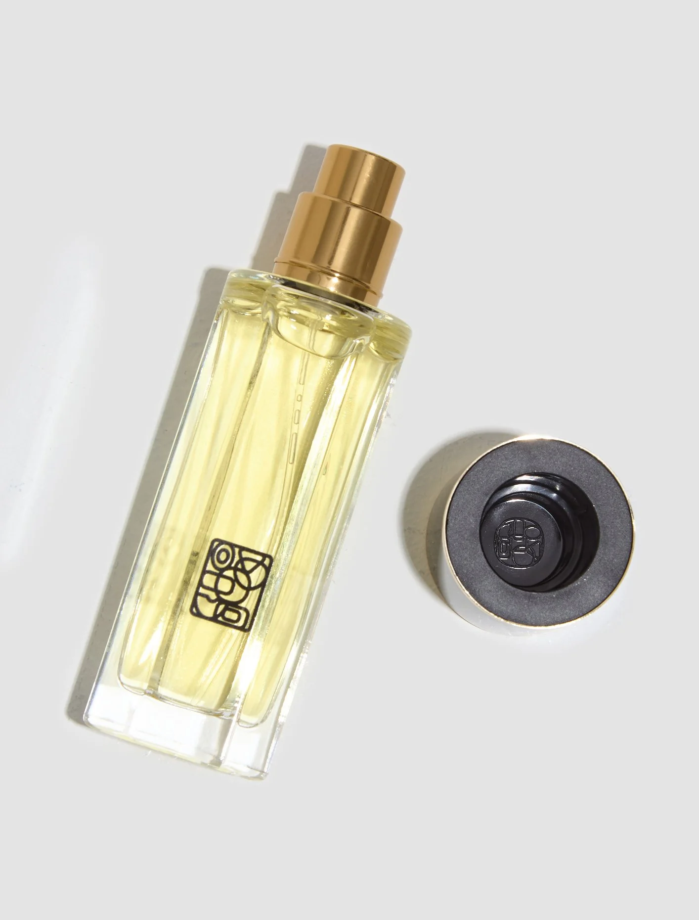 18-12 Eau de Parfum - Image 3