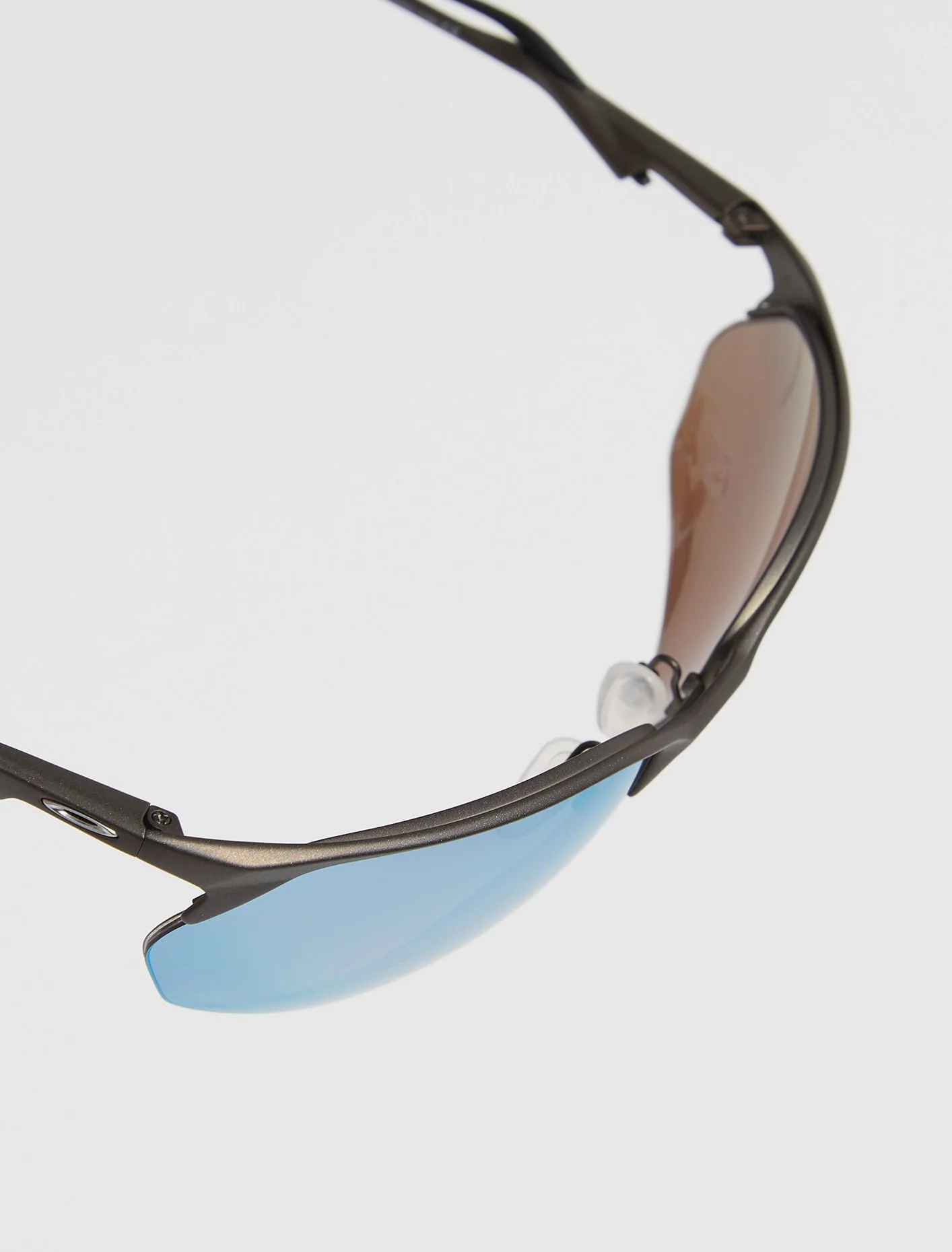 Wire Tap 2.0 in Satin Lead with Prizm Deep Water Polarized Lenses - Image 4